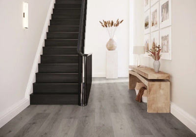 Кварцвиниловый Rigid / Риджид ламинат Invictus Maximus Click / Максимус Клик XL Plank Silk Oak - Shade / Дуб Планк Силк - Шаде